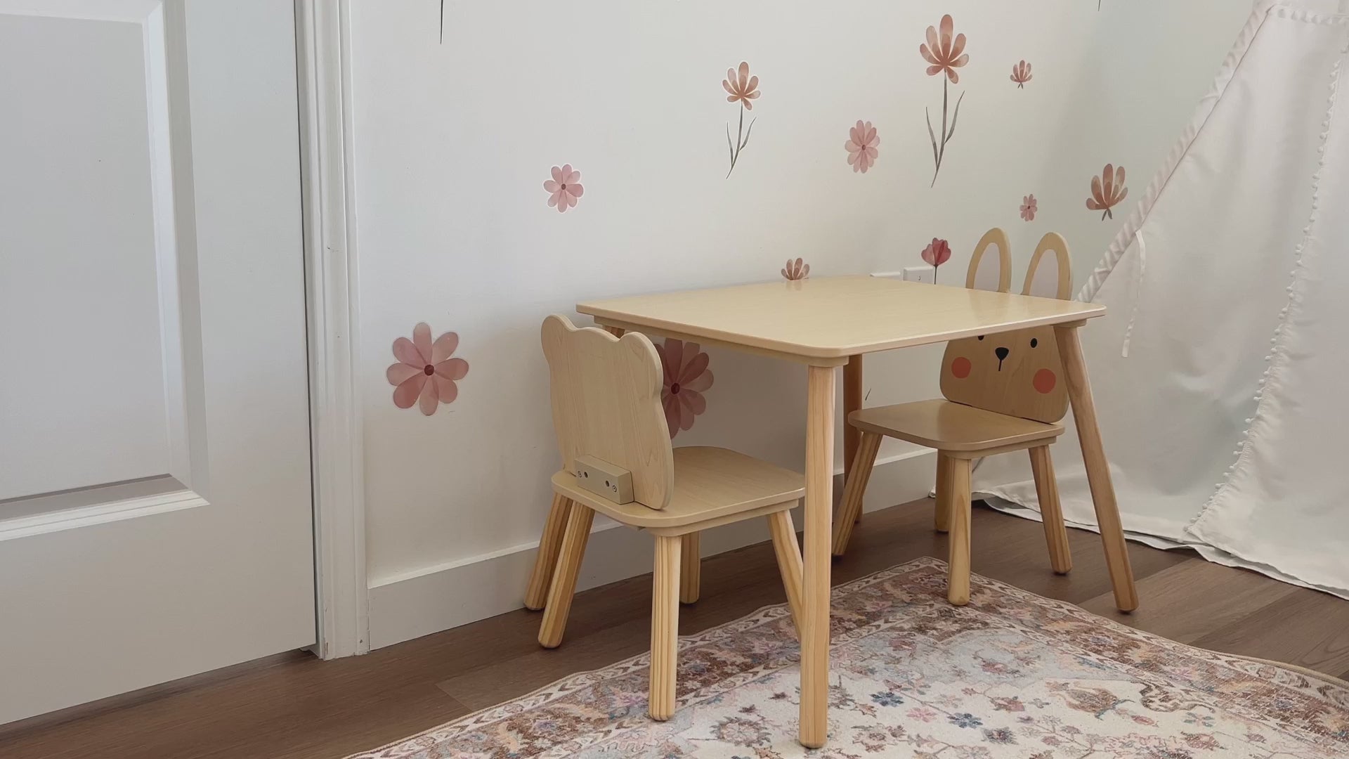 OOOK Wooden Kids Table set, Cute Todder table with 2 Animal Chairs