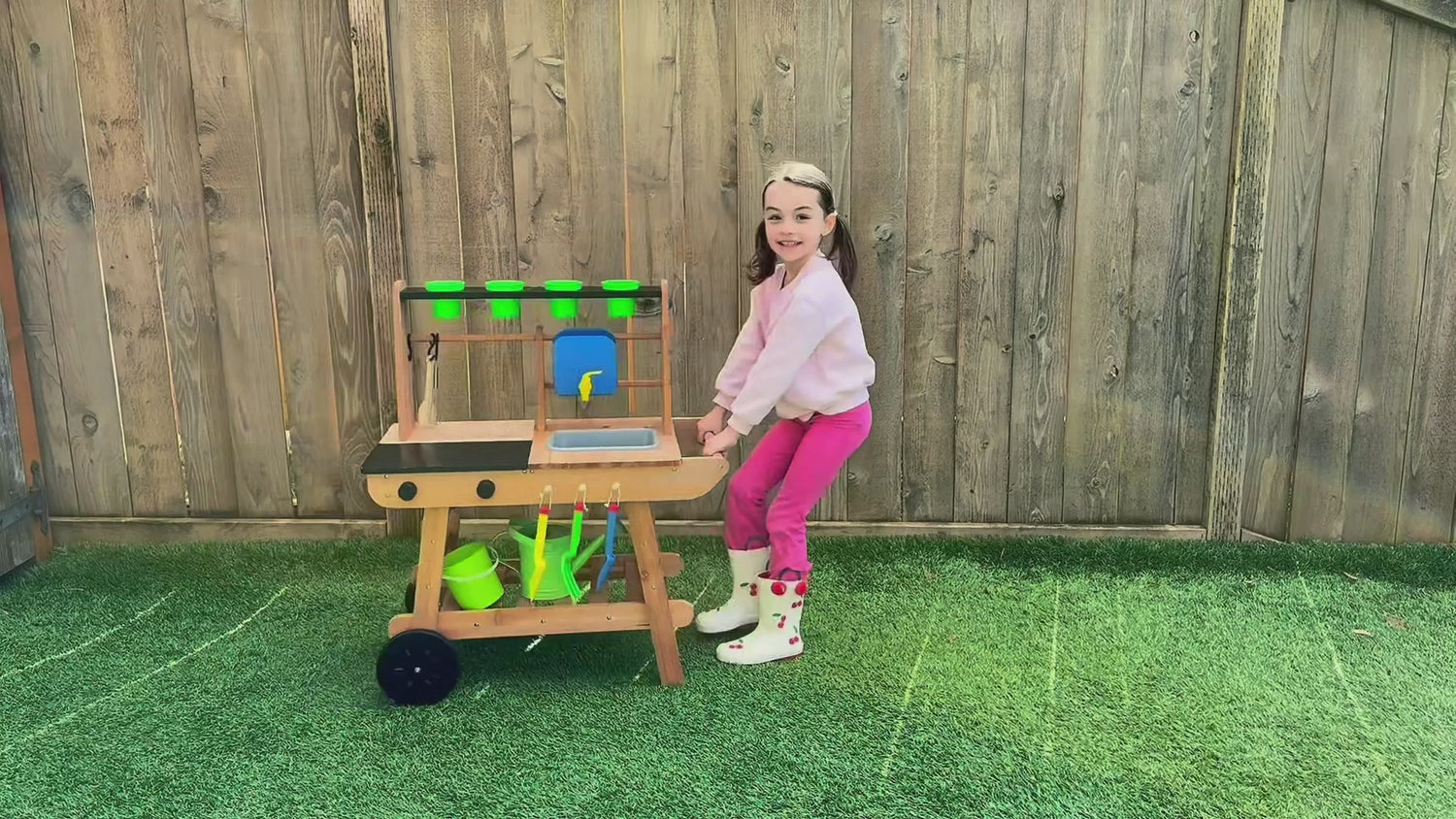 OOOK Kids Mud Kitchen with Wheels,Wooden Outdoor Play Kitchen